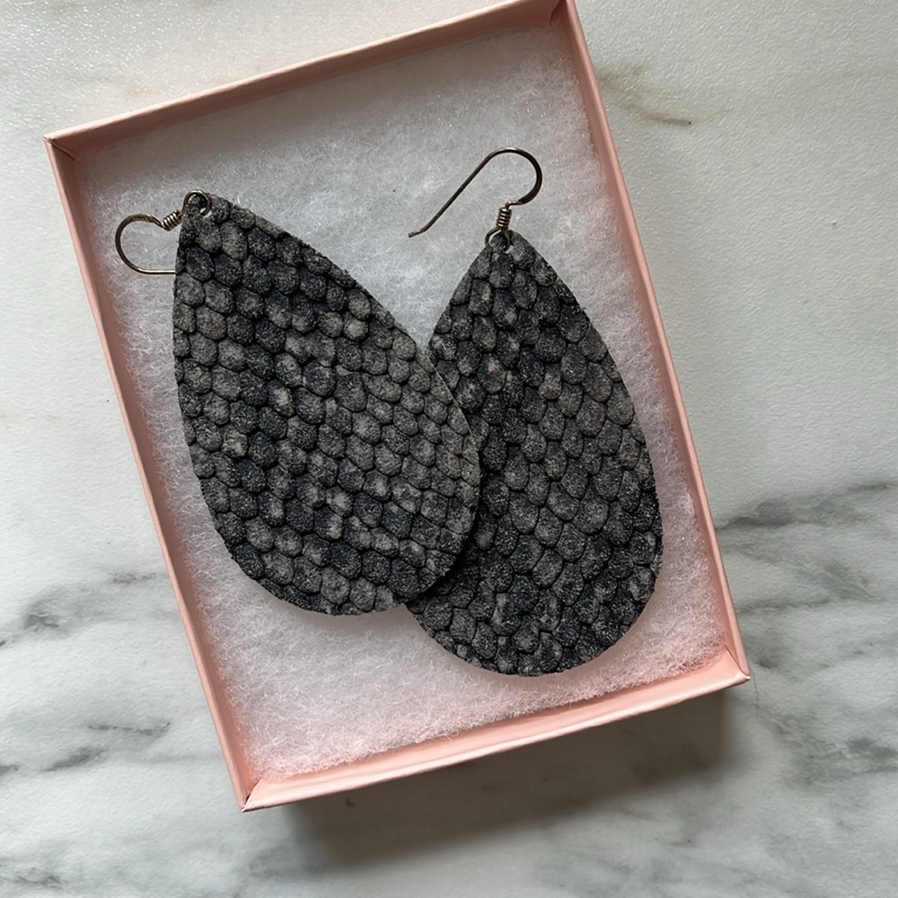 Nickel & Suede Dark Gray Python teardrops
